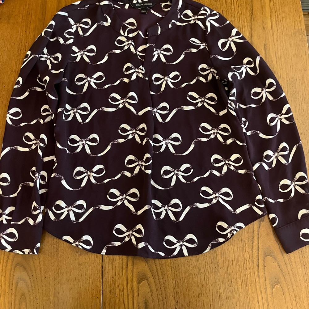 Banana Republic Dark Purple Blouse with Cream Bow Pattern
